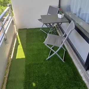  Apartment Sweet-home