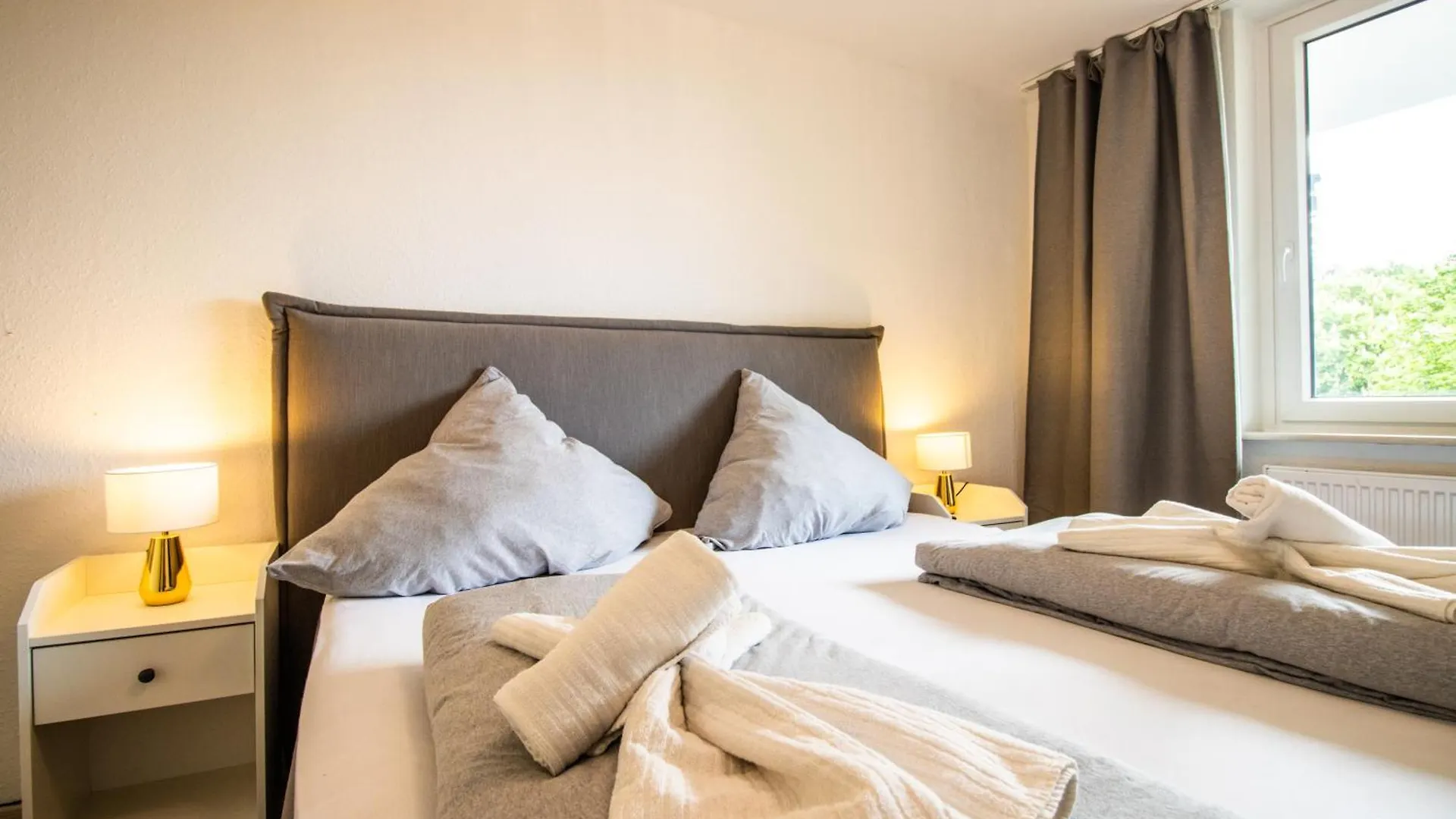 Messe-Apartment Fuer 5 Gaeste Mit Balkon Und Lift Hannover Germany